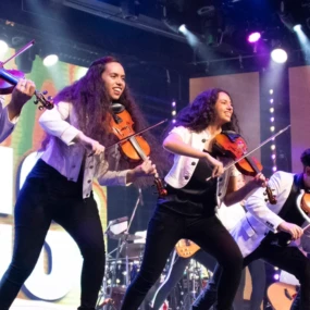The Duttons – Branson Family Theatre Shows