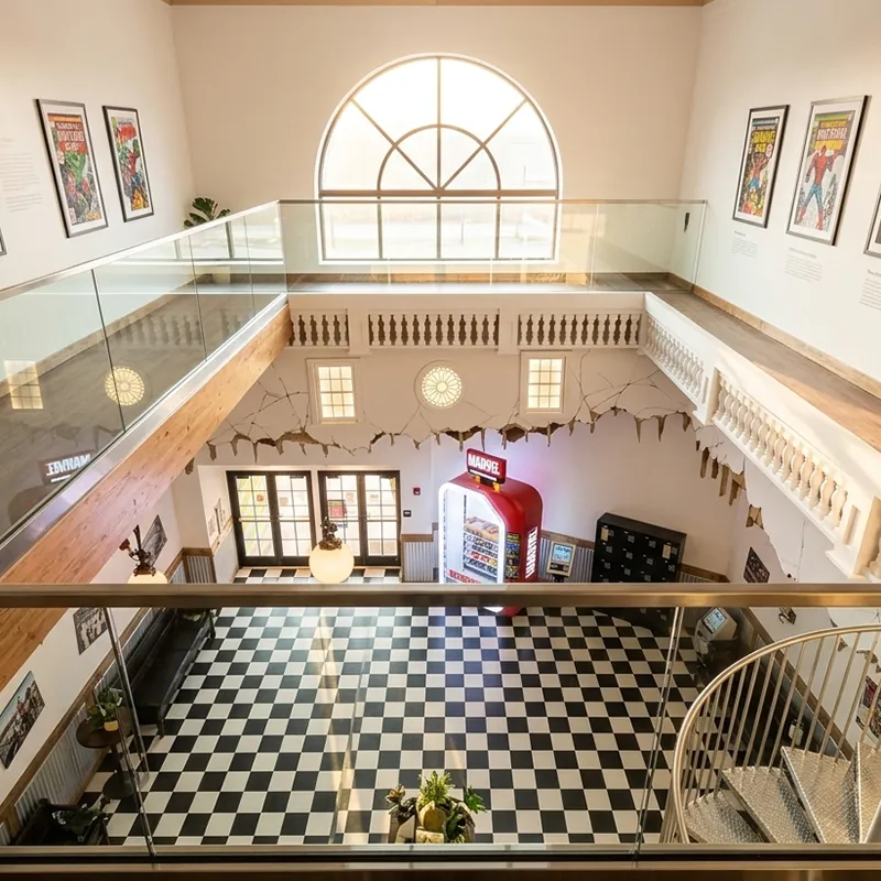 Gallery(1)
