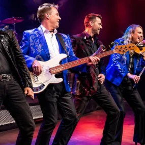 Matthew Boyce’s Retro Christmas Spectacular