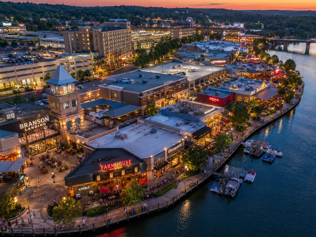 Branson Landing waterfront boardwalk and fountain on Lake Taneycomo