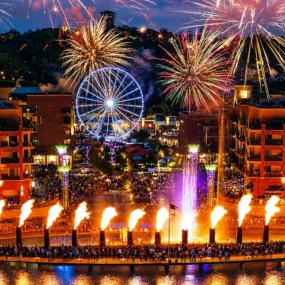 New Year’s Eve Fireworks at Branson Landing
