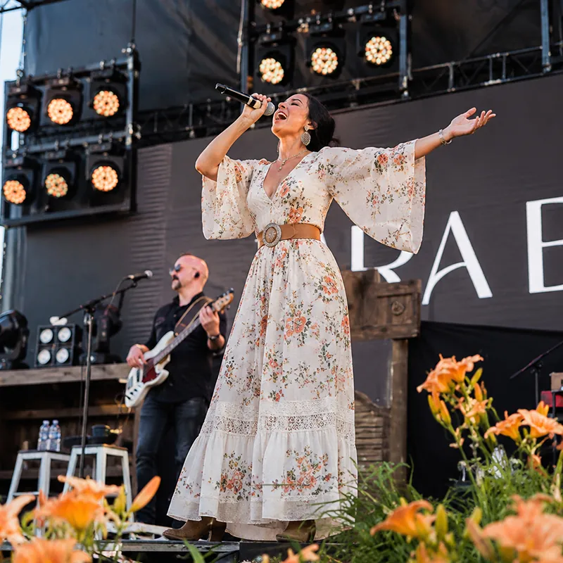 Events-September-gallery-sara-evans-concert-05